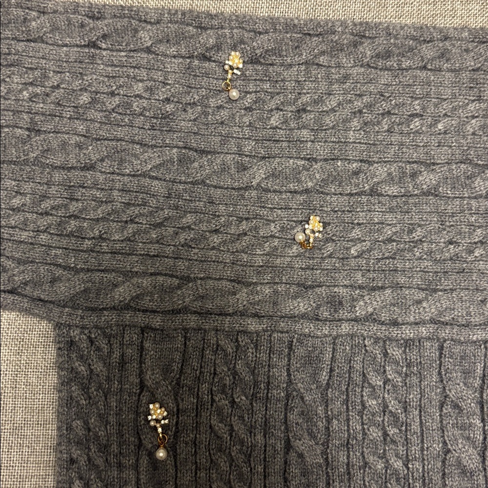 ANTHROPOLOGIE Embellished Cable-Knit Shrug. NWT! - Picture 5 of 10